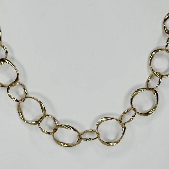 Twisted Chain Link Gold Tone Toggle Necklace - Picture 3 of 8